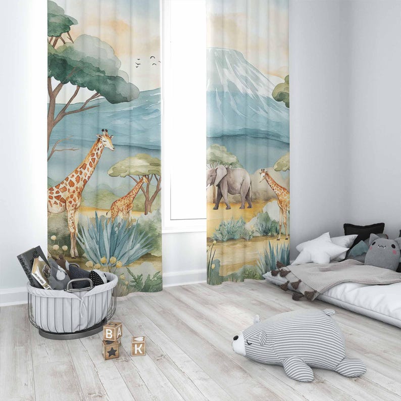 Safari Animals Kids Curtains B - đánh giá và giá Baby Nursery In Hospital